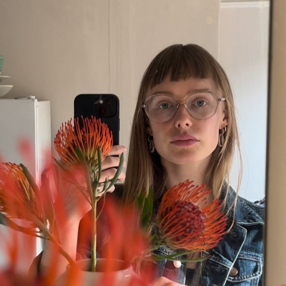 Meet your Posher, Claire